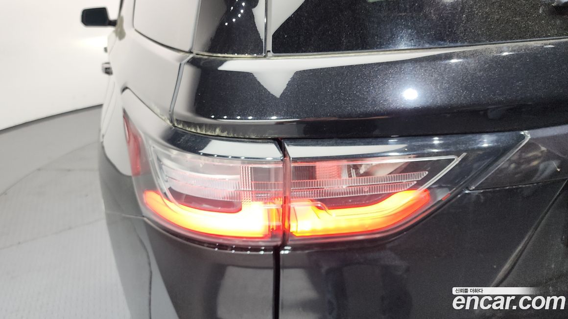 ChevroletGMDaewoo Traverse 2021
