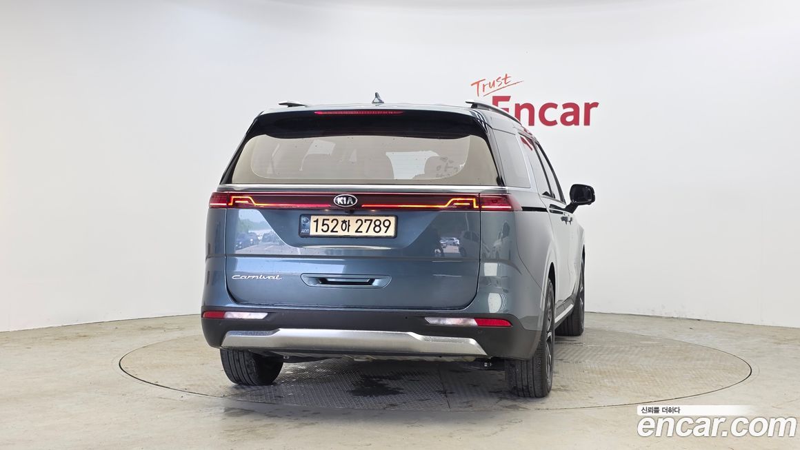 Kia Canival 2021