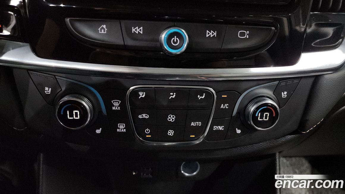 ChevroletGMDaewoo Traverse 2021