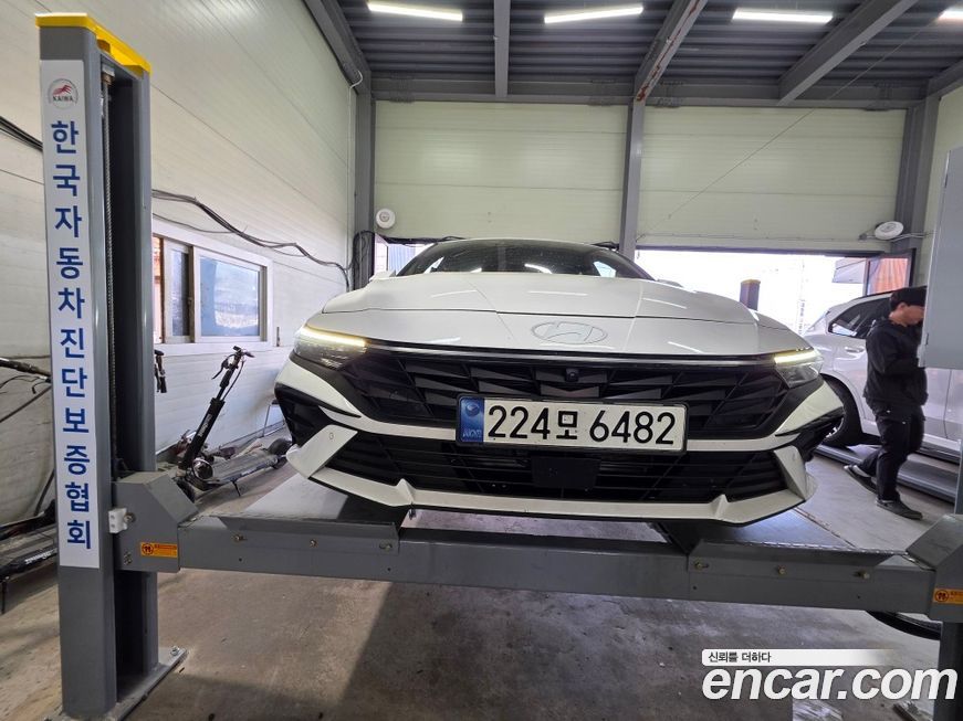 Hyundai AVANTE 2024