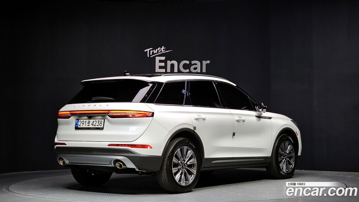 Lincoln Corsair 2021