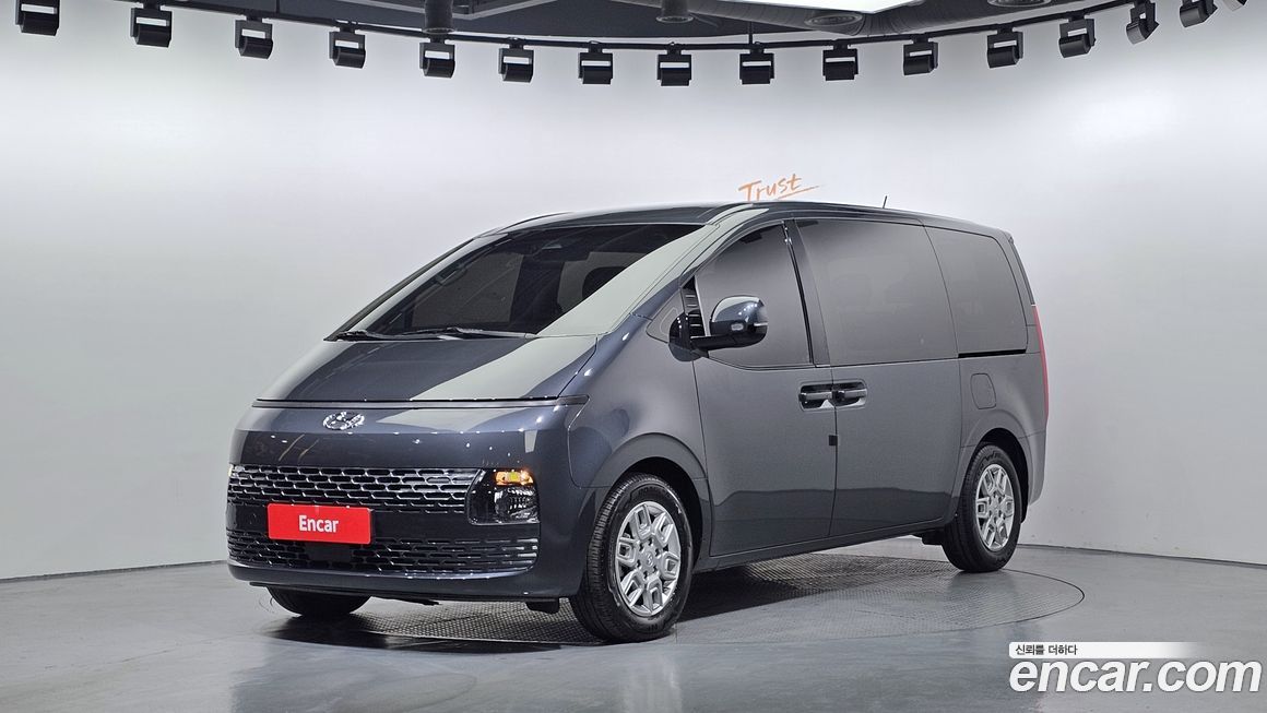 Hyundai Staria 2022