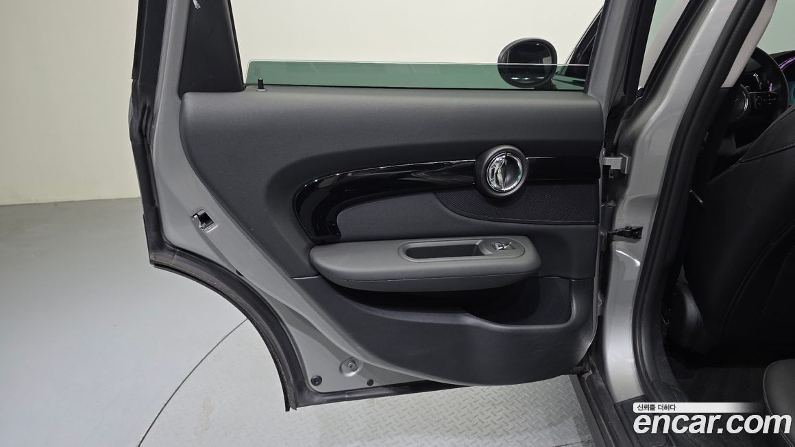 Mini Clubman 2023