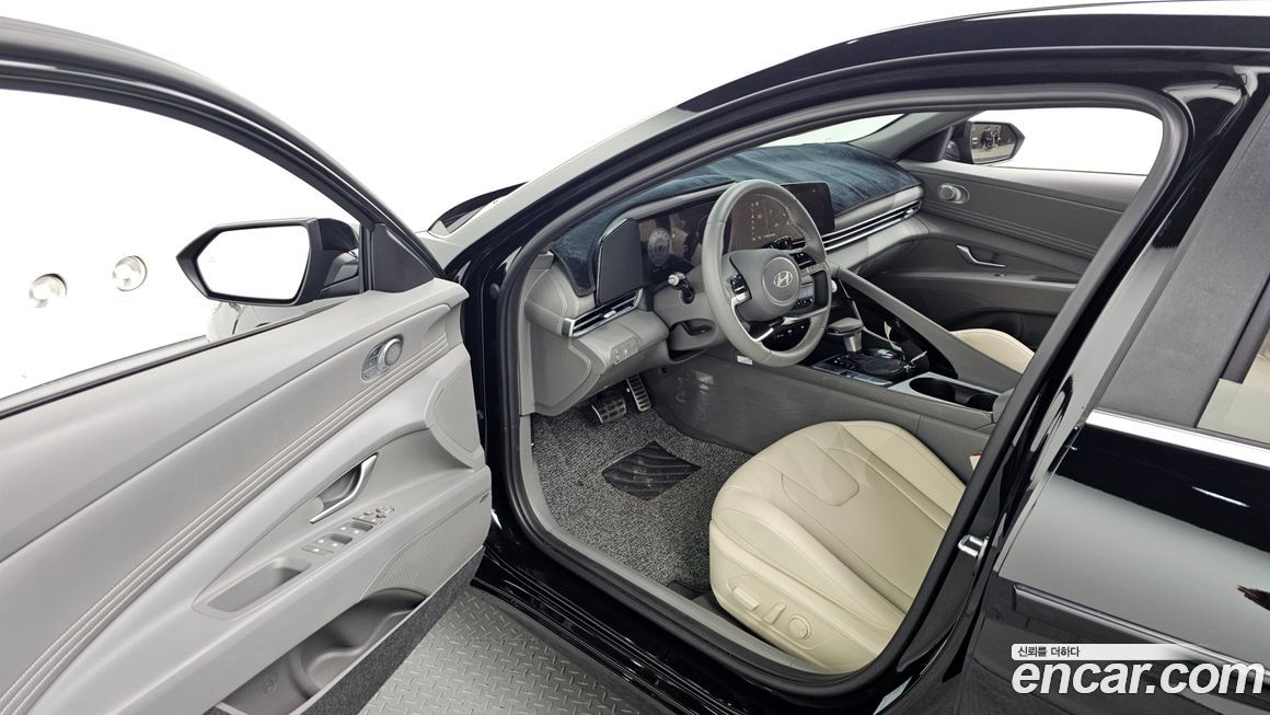 Hyundai AVANTE 2025