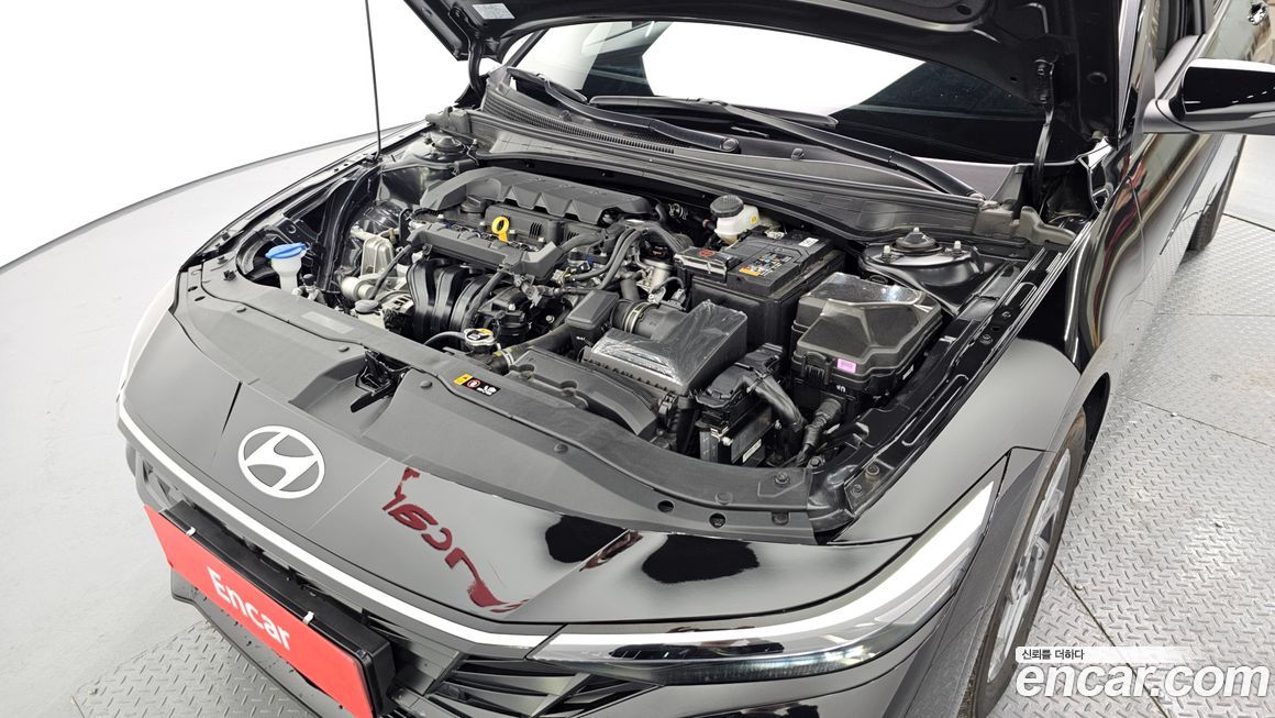 Hyundai AVANTE 2025