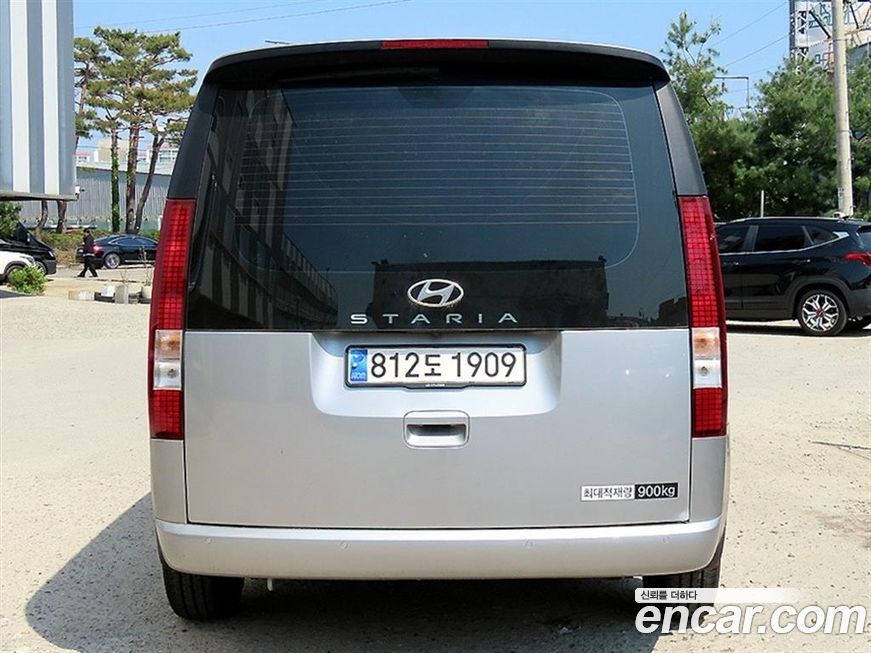 Hyundai Staria 2024