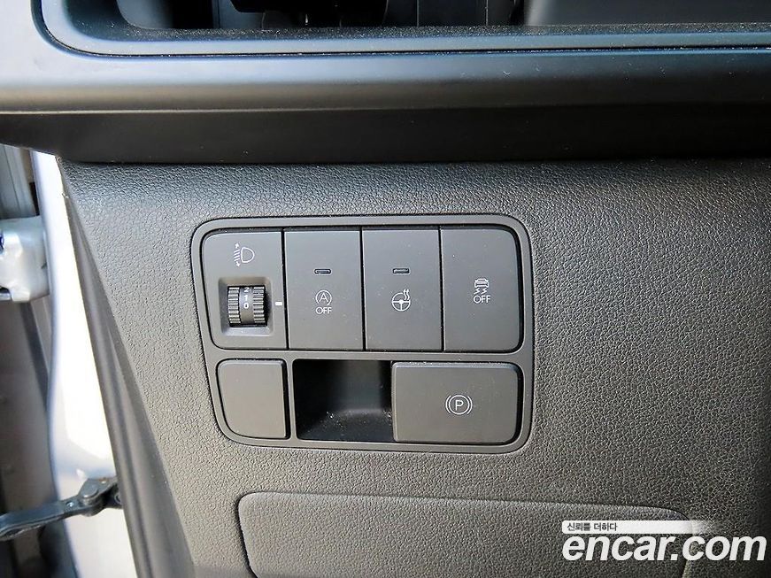 Hyundai Staria 2024