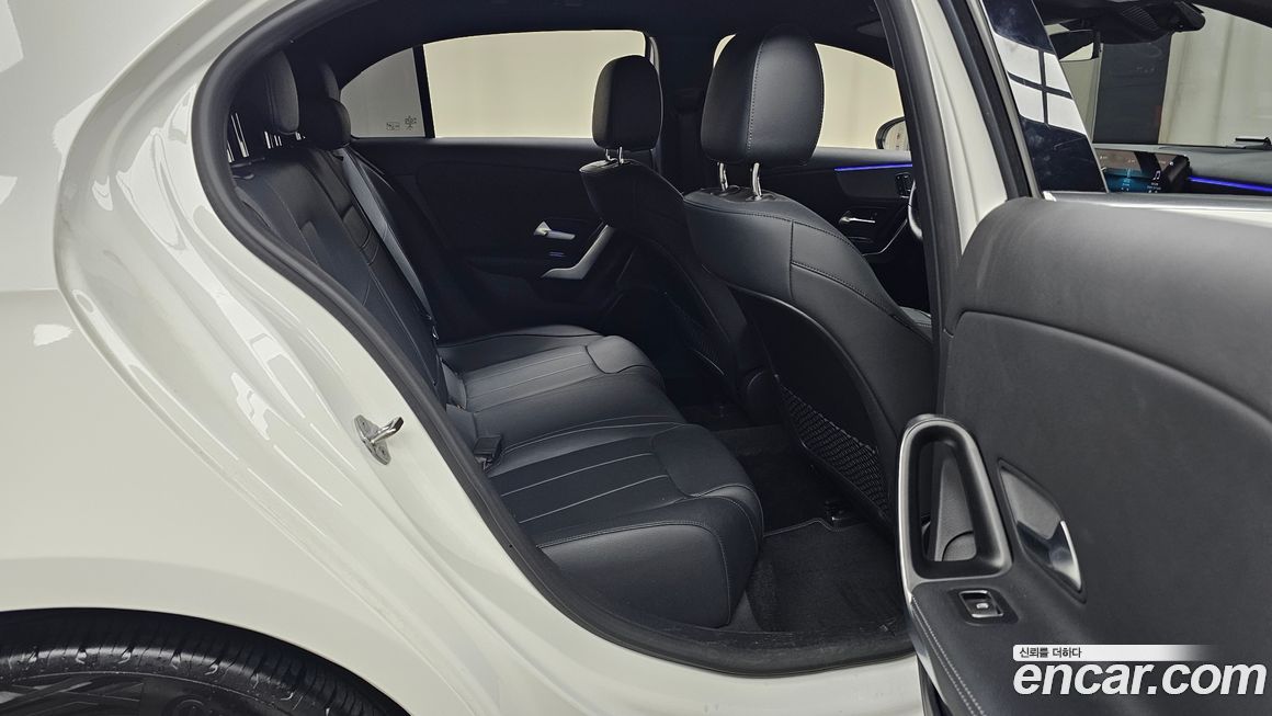 Mercedes-Benz A-Class 2023