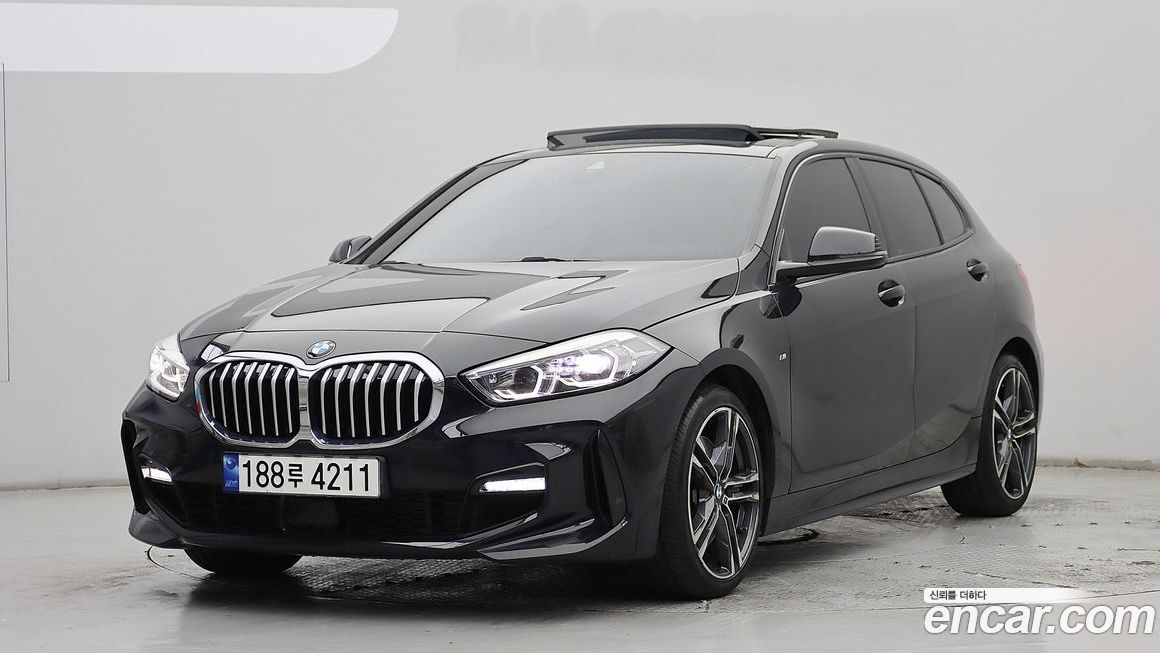 BMW 1-Series 2023