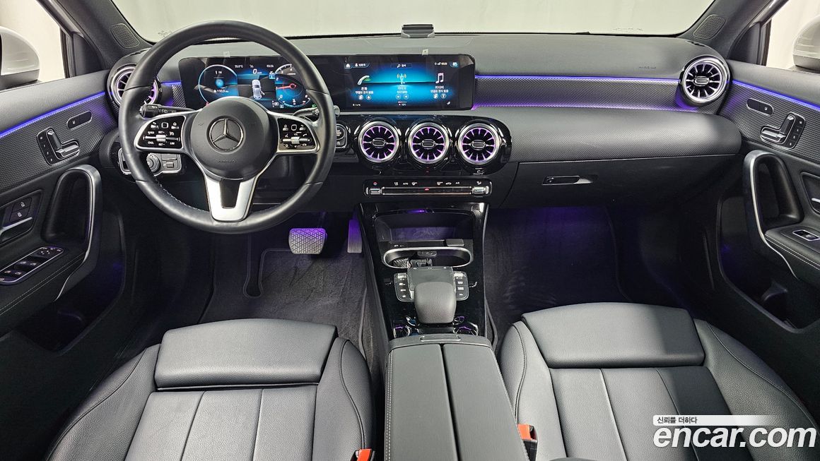 Mercedes-Benz A-Class 2023