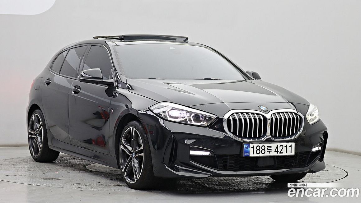 BMW 1-Series 2023