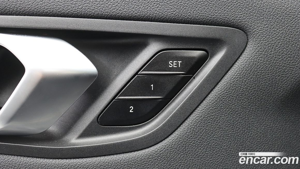 BMW 1-Series 2023