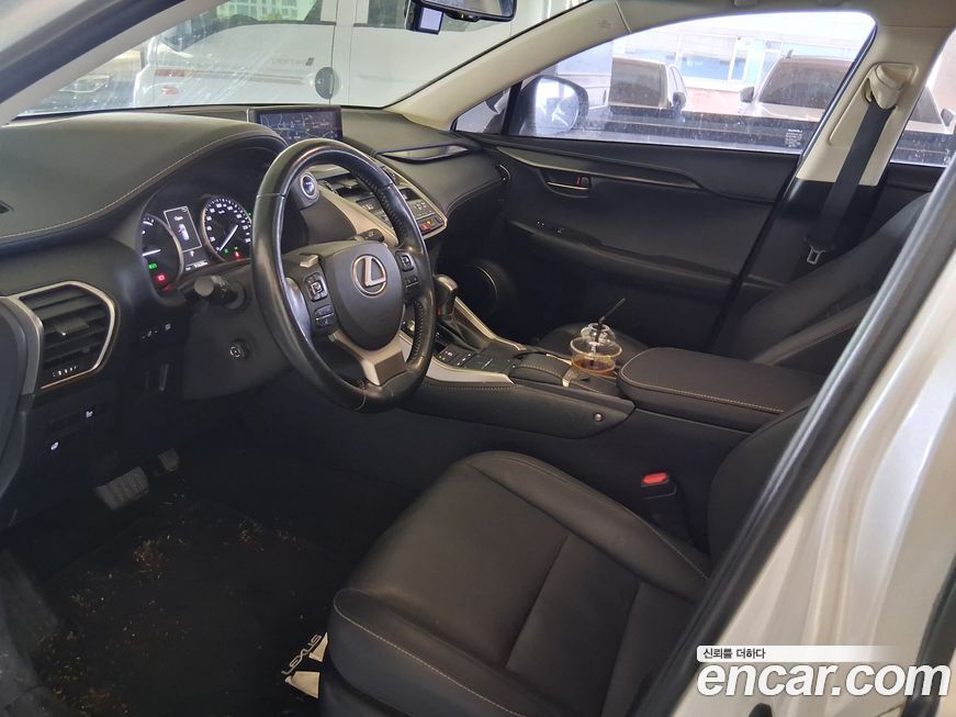 Lexus NX 2018