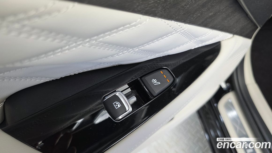 Kia K8 2023