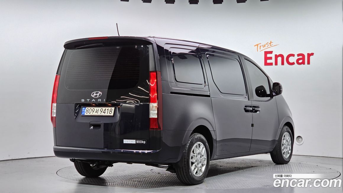 Hyundai Staria 2024