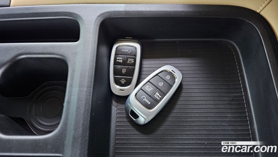 Hyundai Staria 2024