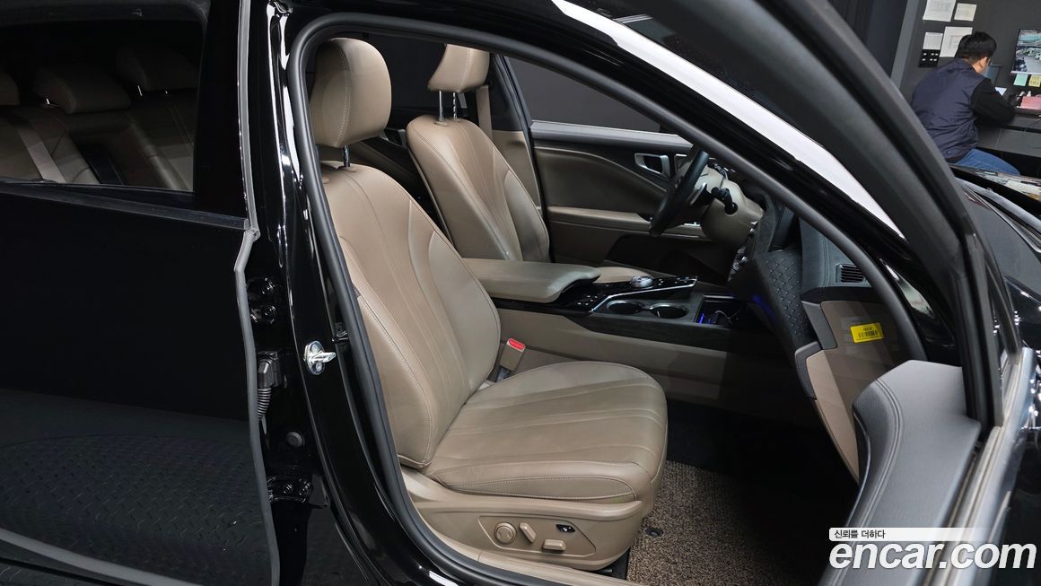 Kia K8 2023