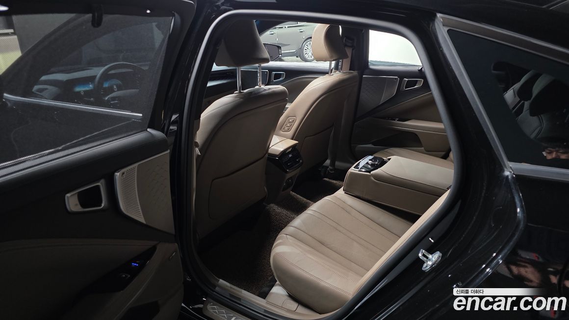 Kia K8 2023