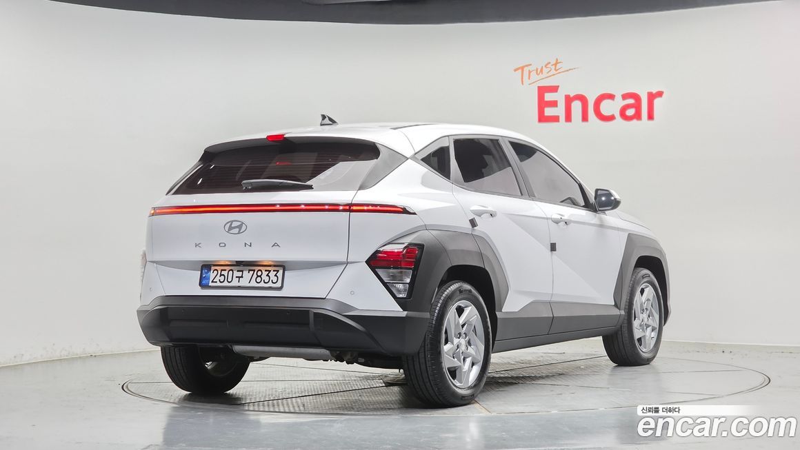 Hyundai Kona 2025