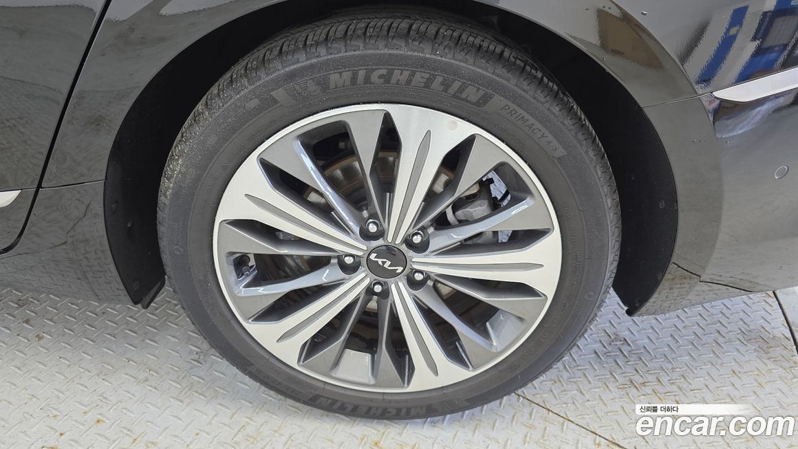 Kia K8 2023