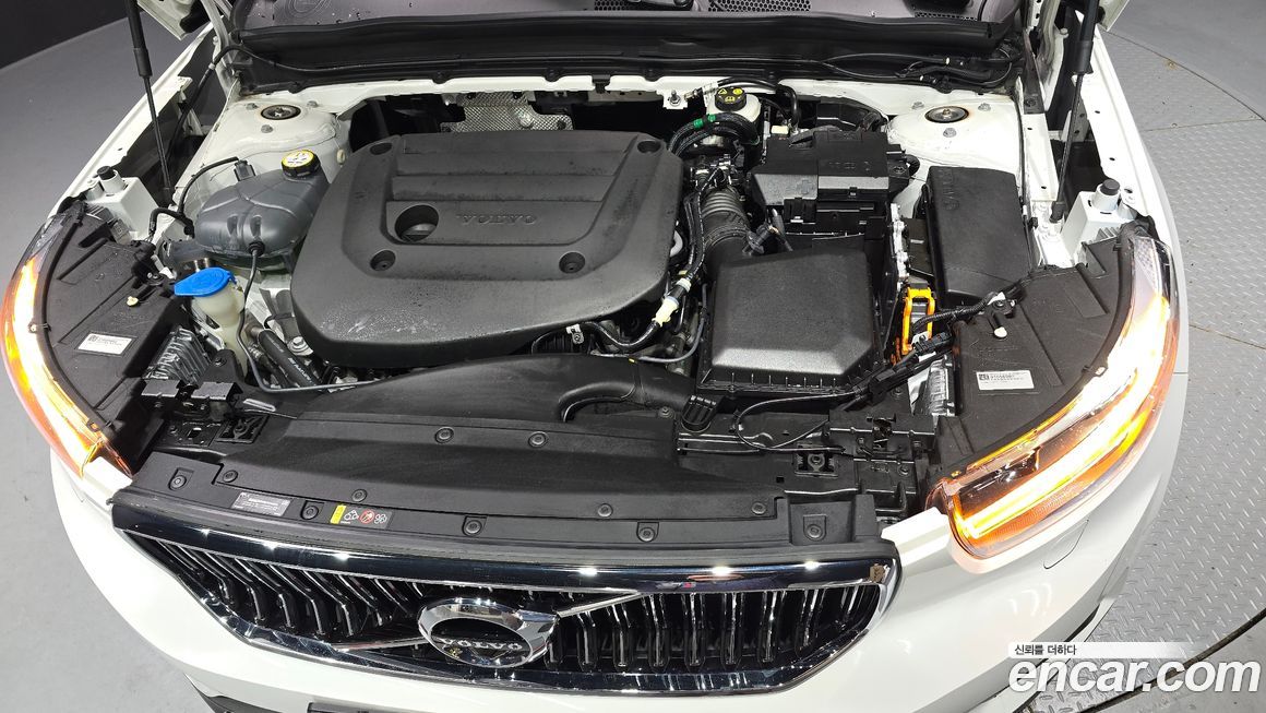 Volvo XC40 2021