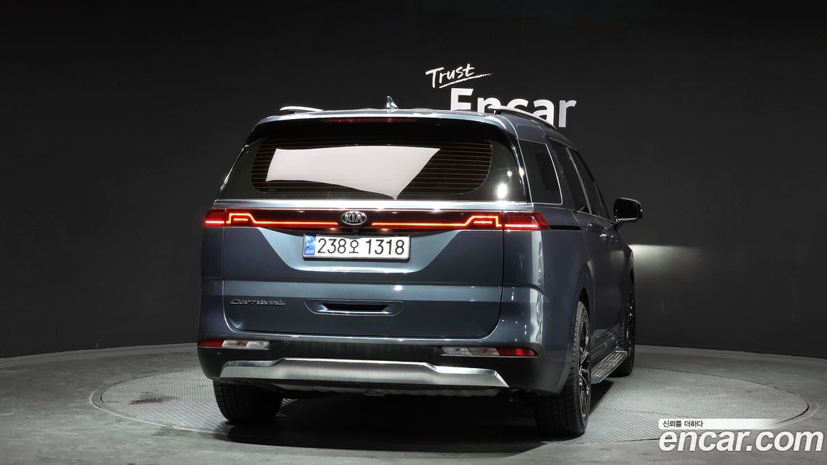 Kia Canival 2021