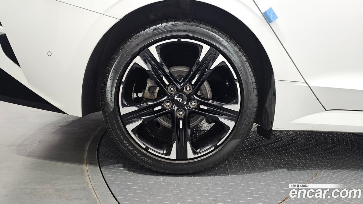 Kia K5 2023
