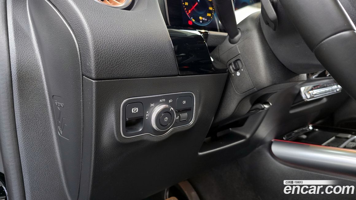 Mercedes-Benz EQA 2021