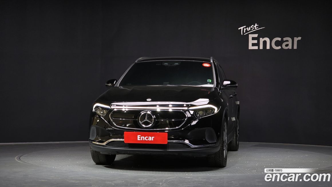 Mercedes-Benz EQA 2021