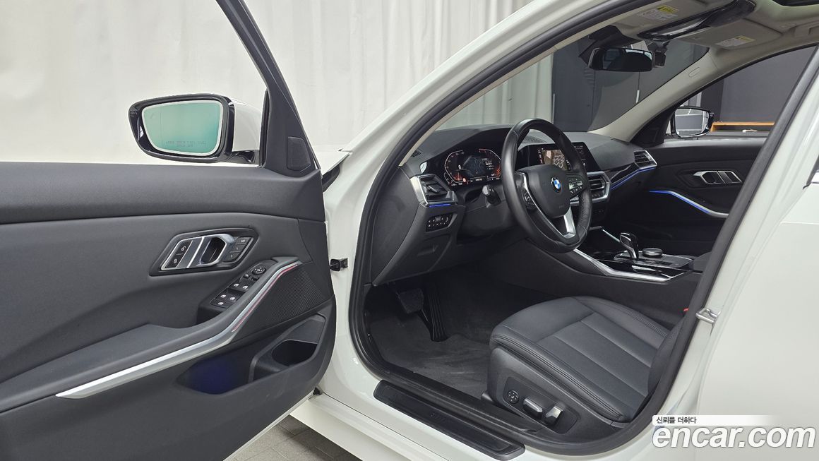 BMW 3-Series 2019