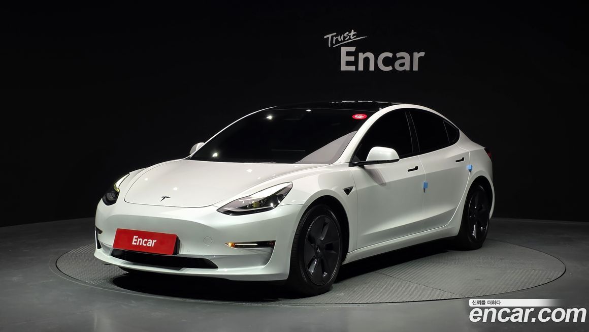 Tesla Model 3 2022