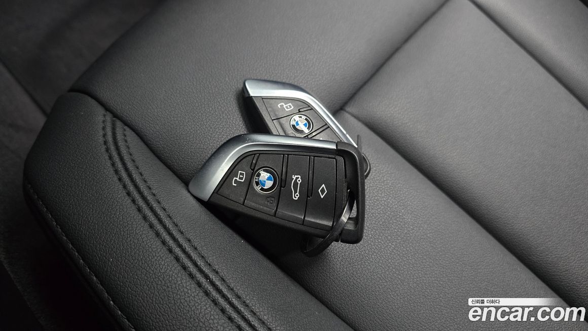 BMW 3-Series 2019