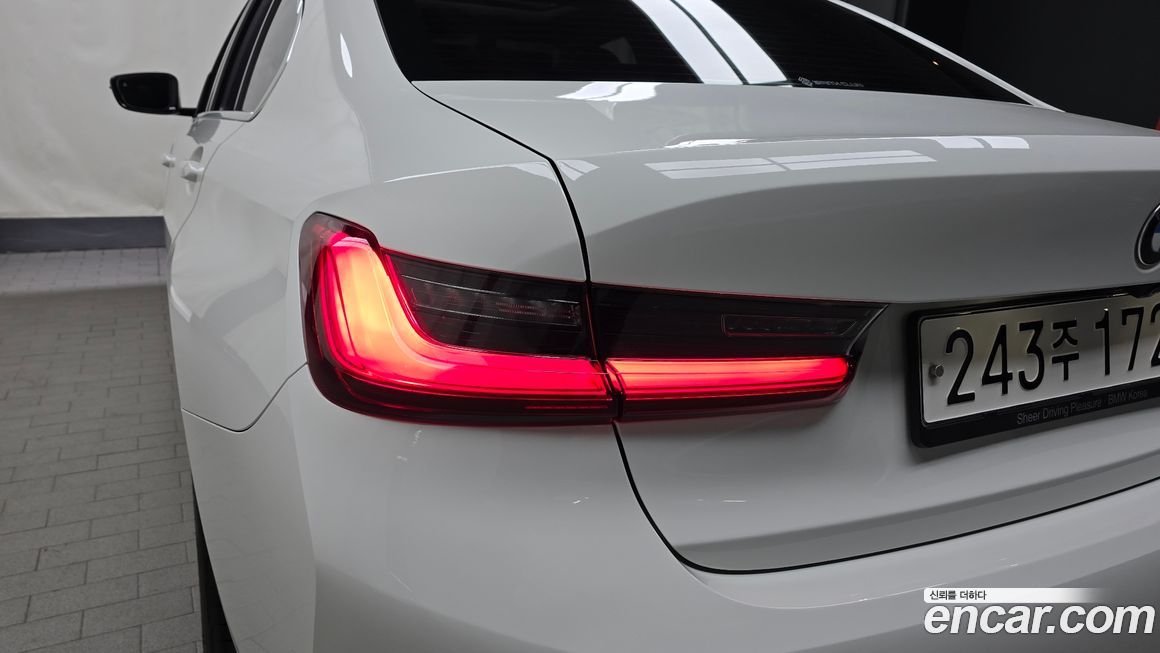 BMW 3-Series 2019