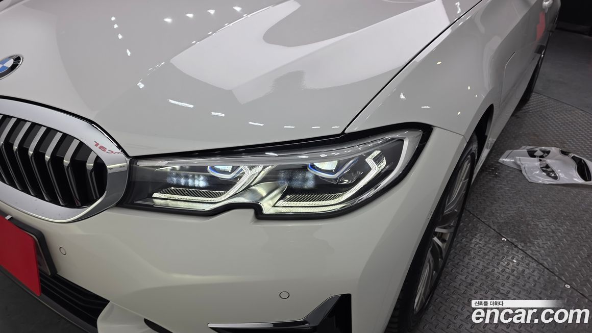 BMW 3-Series 2021