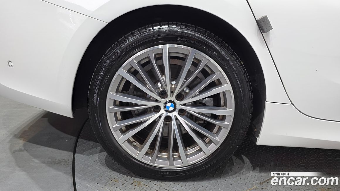 BMW 3-Series 2021