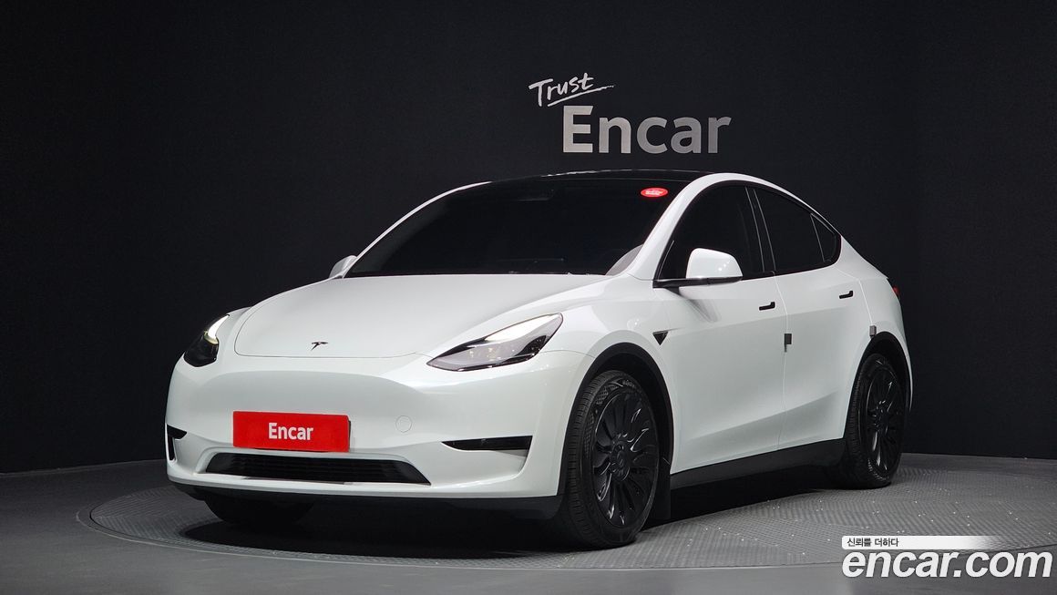 Tesla Model Y 2023