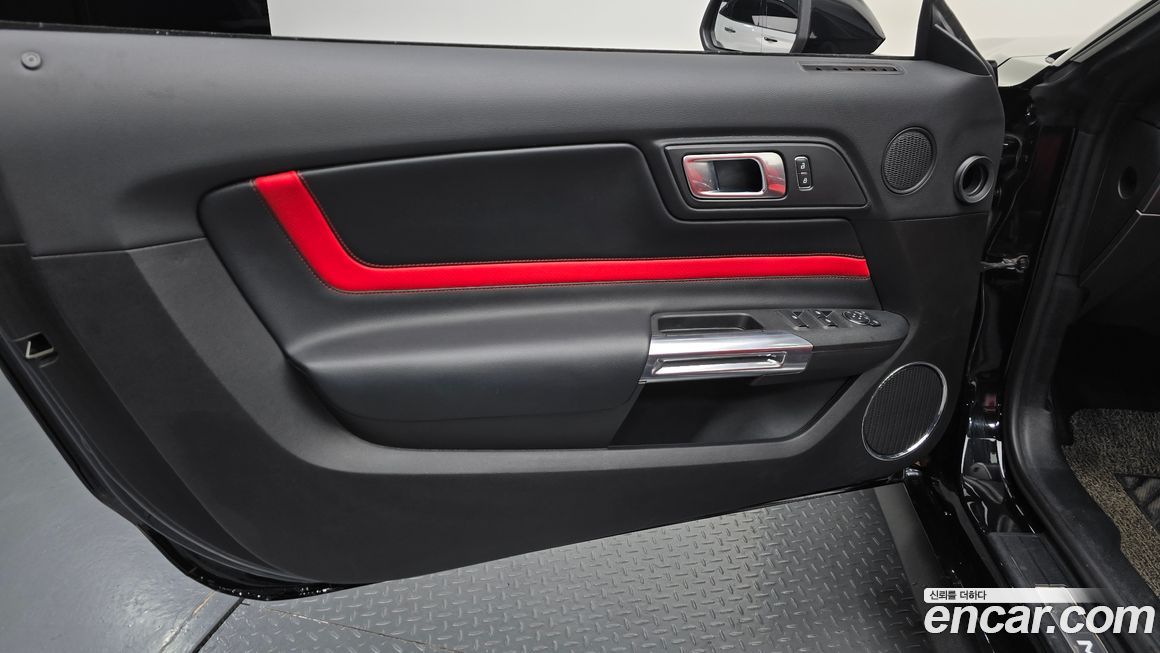 Ford Mustang 2021