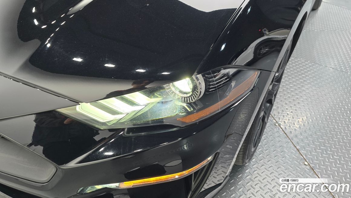 Ford Mustang 2021