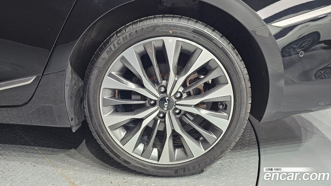 Kia K8 2023