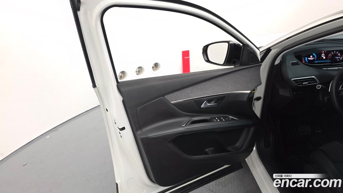 Peugeot 5008 2022