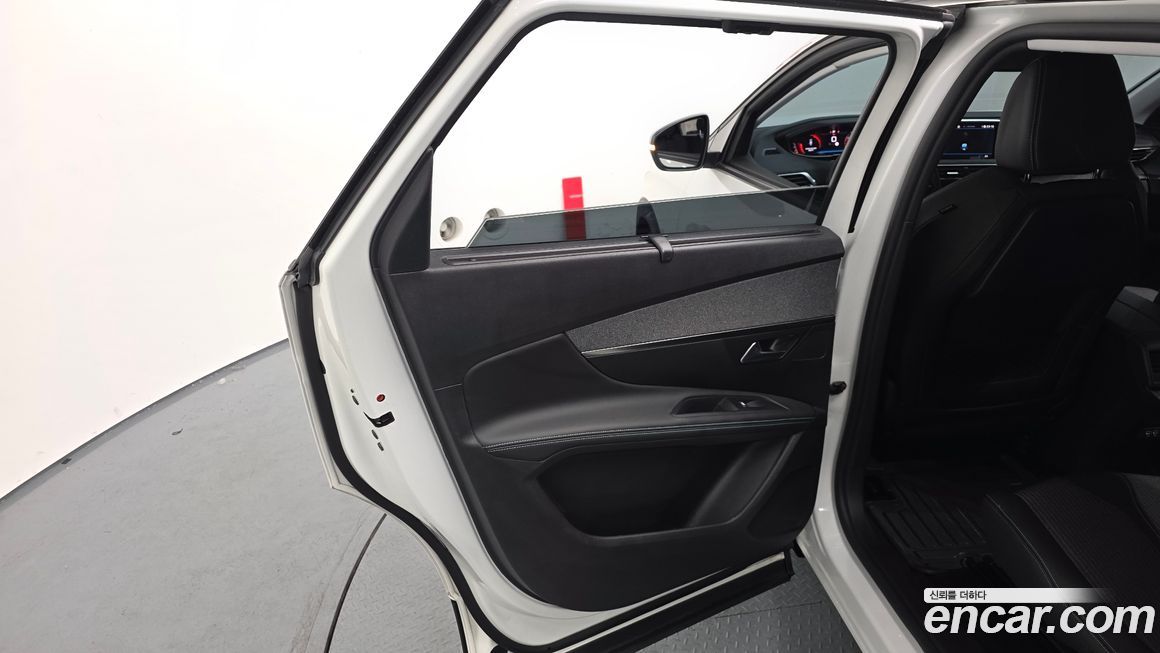 Peugeot 5008 2022