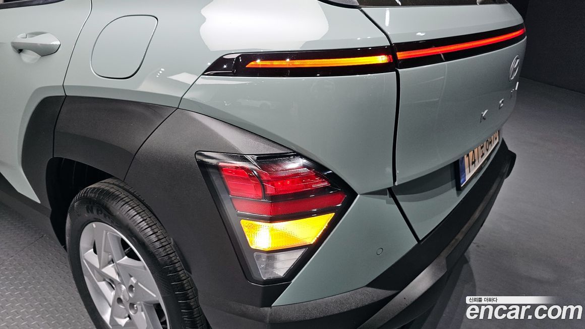Hyundai Kona 2025