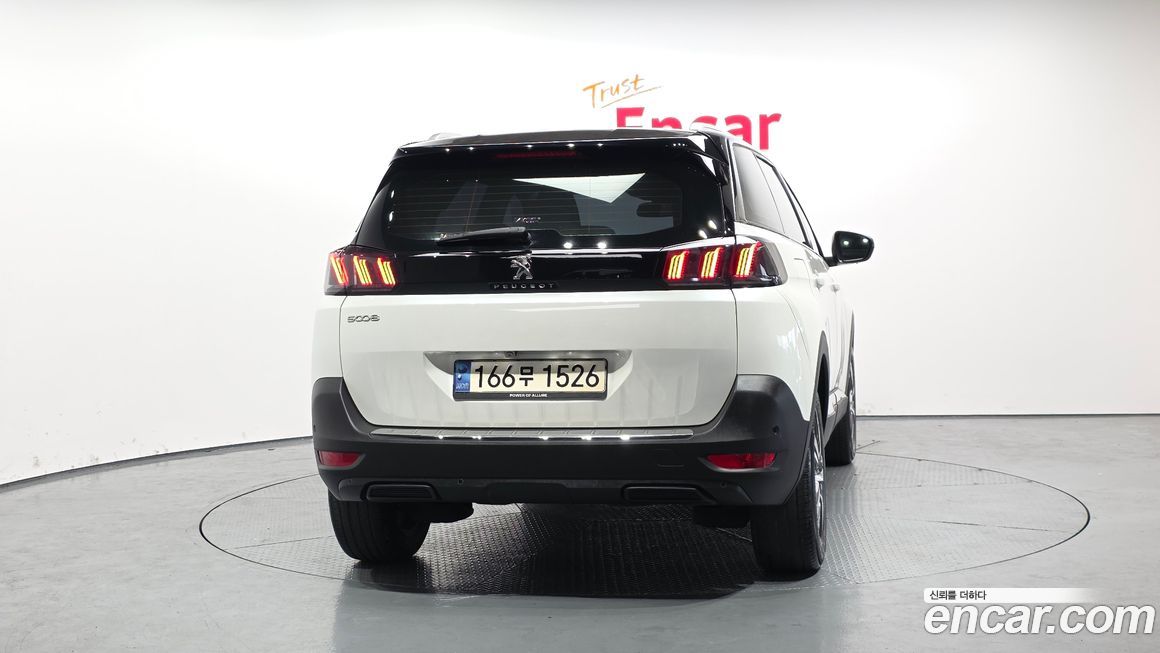 Peugeot 5008 2022