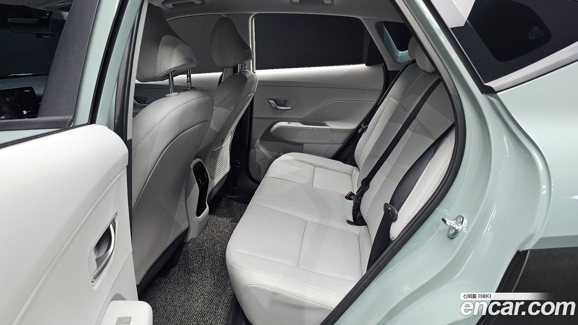 Hyundai Kona 2025