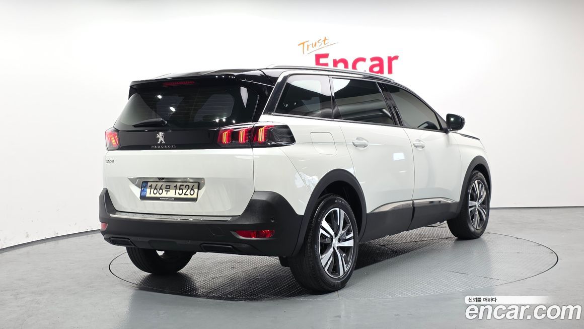 Peugeot 5008 2022