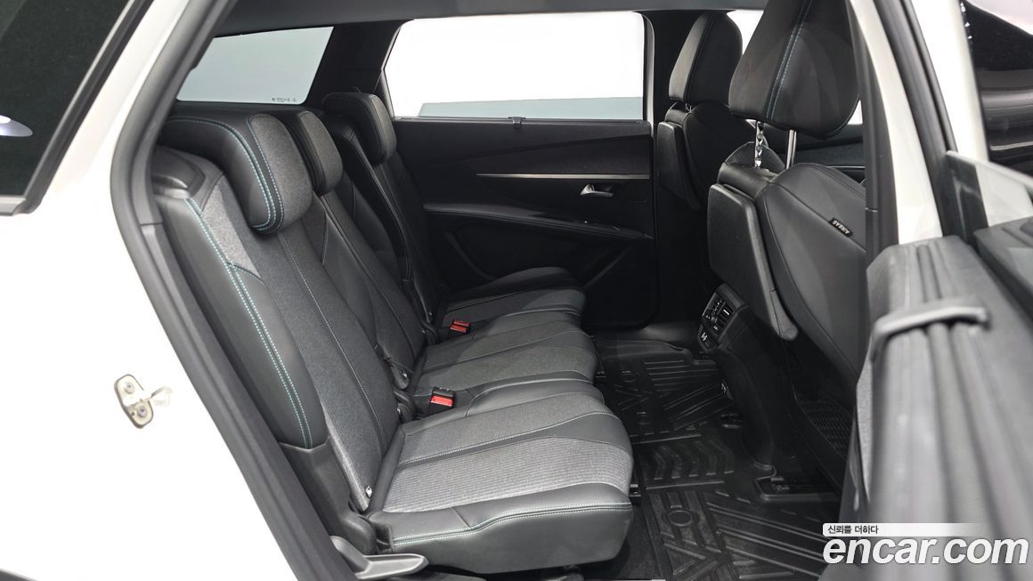 Peugeot 5008 2022