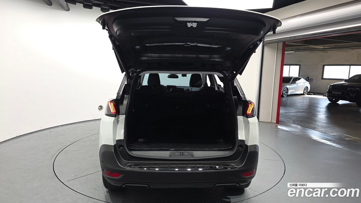 Peugeot 5008 2022