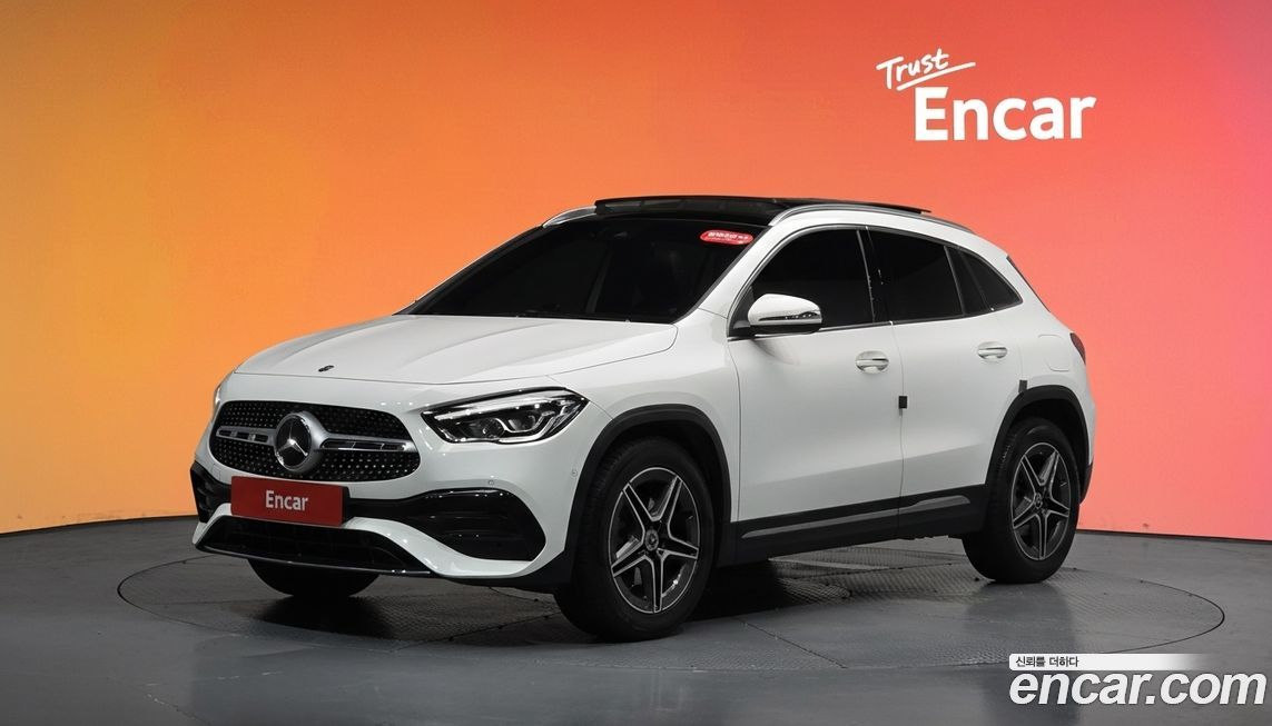 Mercedes-Benz GLA-Class 2021