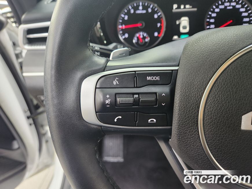 Kia K5 2023