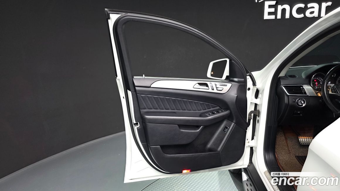 Mercedes-Benz GLE-Class 2017